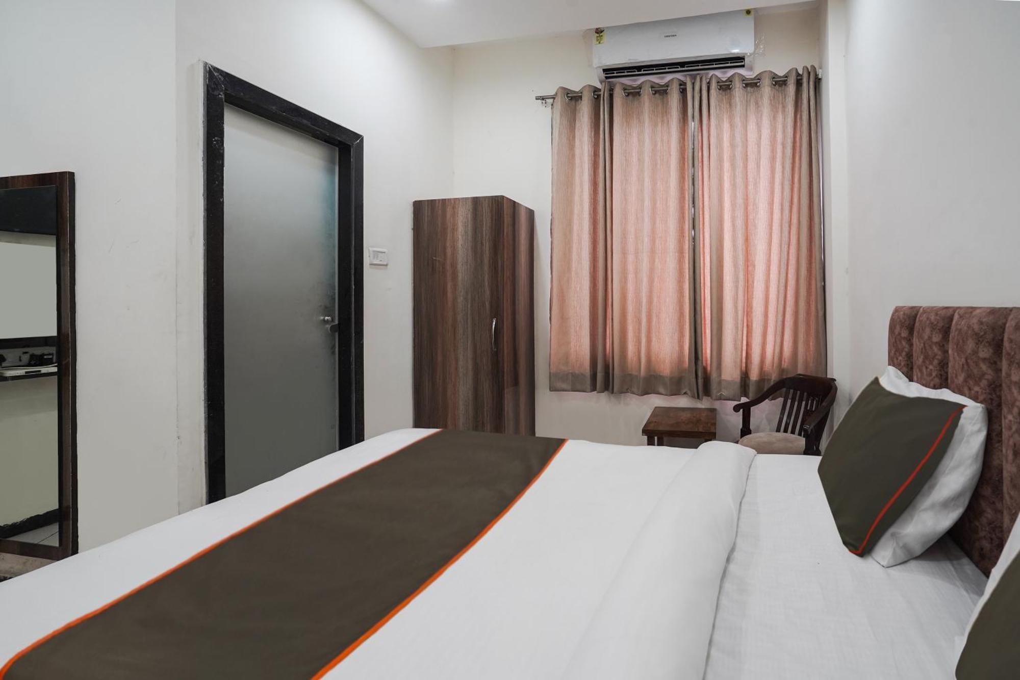 Rāipur Townhouse Amanaka Formerly Hotel City Pride מראה חיצוני תמונה